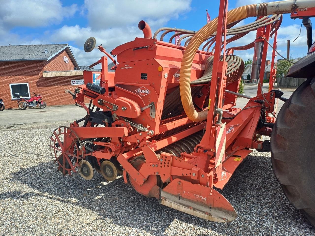 Drillmaschinenkombination van het type Kuhn HR4003 & SITERA 4000, Gebrauchtmaschine in Skjern (Foto 5)