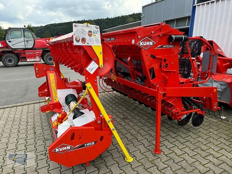 Drillmaschinenkombination des Typs Kuhn HRB 303 D + Integra 3003 24SD, Neumaschine in Haiterbach (Bild 1)