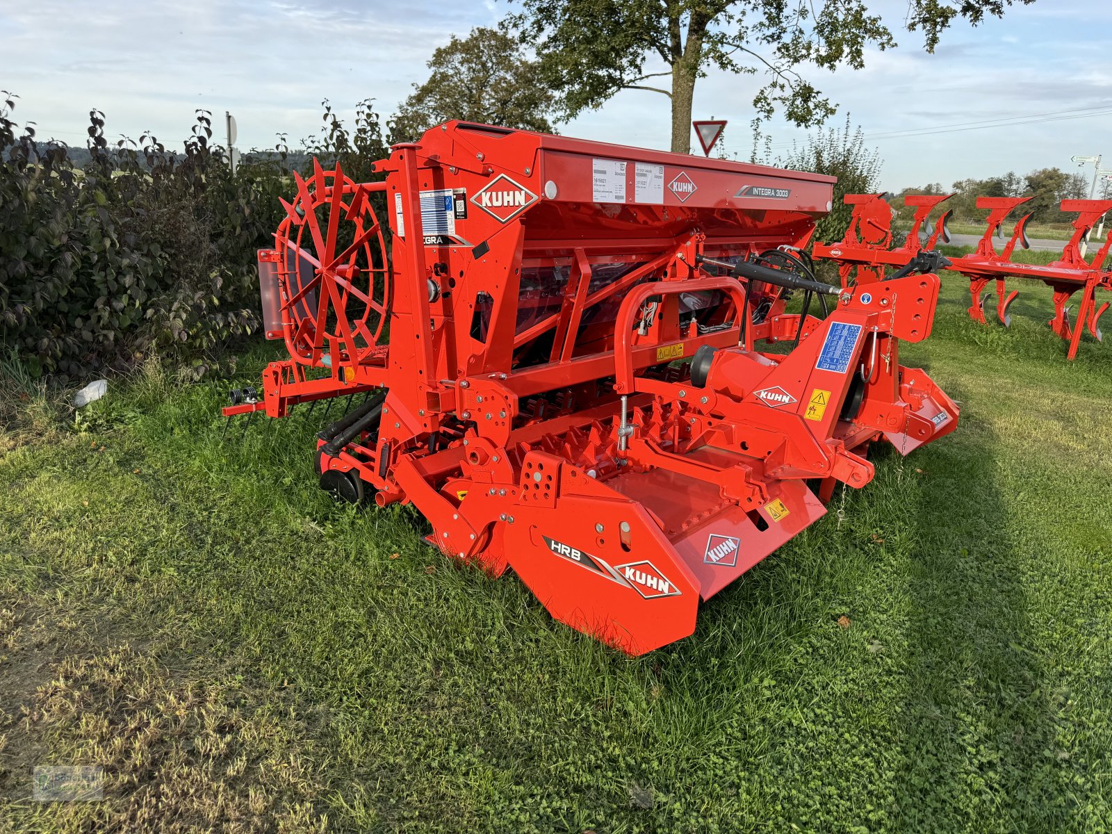 Drillmaschinenkombination of the type Kuhn HRB 303 Integra 3003, Neumaschine in Buch am Wald (Picture 1)