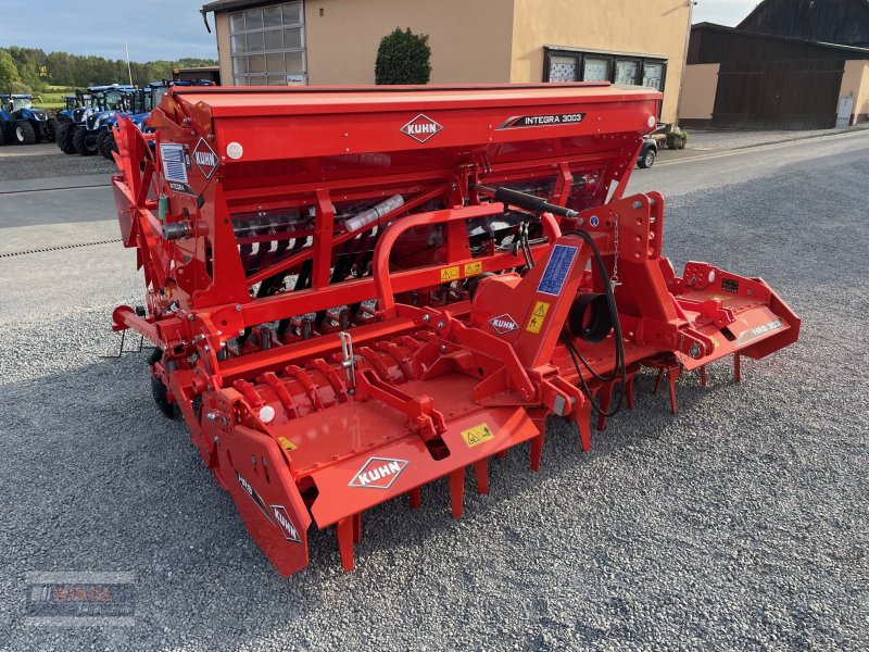 Drillmaschinenkombination tip Kuhn HRB 303 & Integra 3003, Gebrauchtmaschine in Lichtenfels (Poză 1)