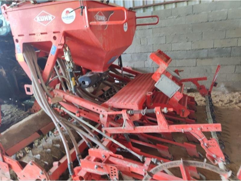 Drillmaschinenkombination tip Kuhn LC302, Gebrauchtmaschine in ANTIGNY (Poză 2)