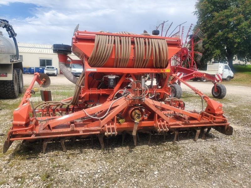 Drillmaschinenkombination van het type Kuhn LC402, Gebrauchtmaschine in BRAY en Val (Foto 1)