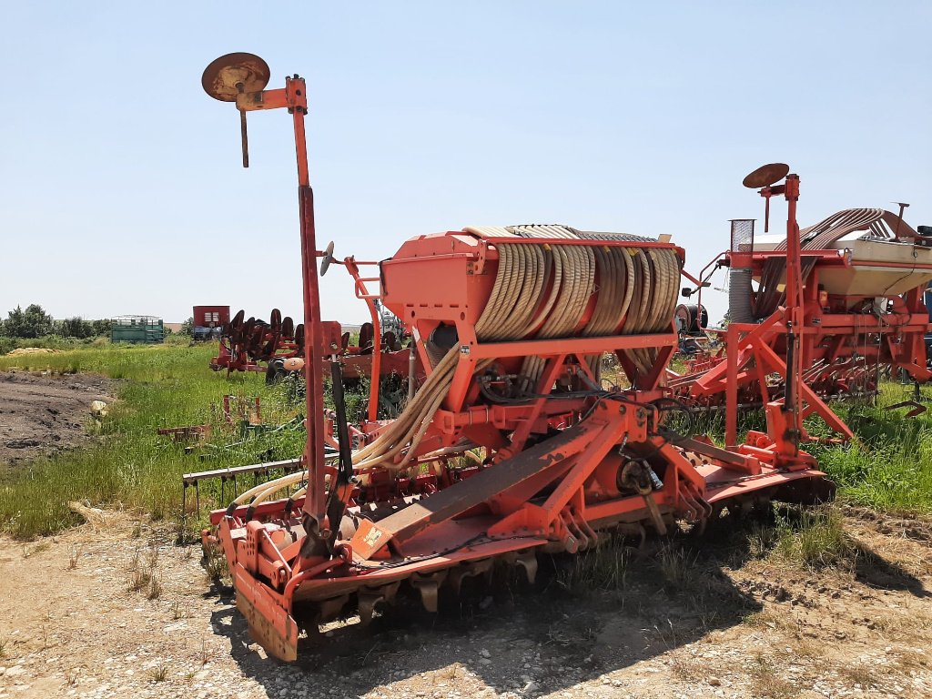 Drillmaschinenkombination Türe ait Kuhn SOCS, Gebrauchtmaschine içinde SAINT LOUP (resim 1)