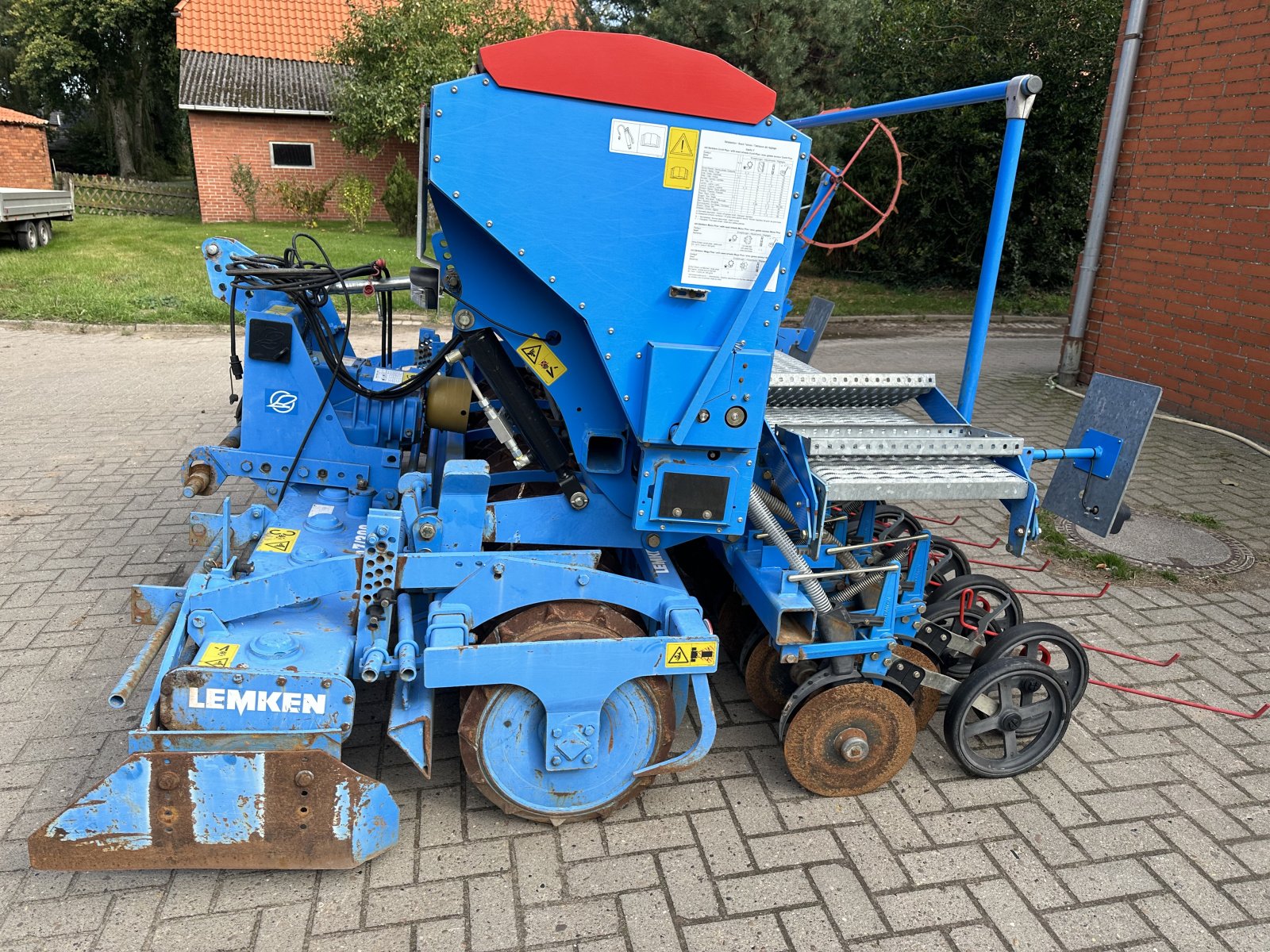 Drillmaschinenkombination van het type Lemken Saphir 7/300 Zirkon 7/300, Gebrauchtmaschine in Schweringen (Foto 7)