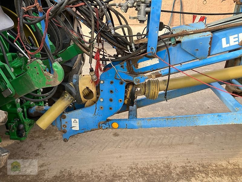 Drillmaschinenkombination des Typs Lemken Solitair 9/600 KA-DS mit Zirkon 9/600 KA, Gebrauchtmaschine in Salsitz (Bild 22)