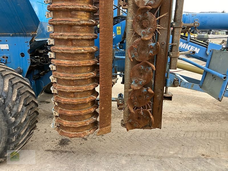 Drillmaschinenkombination des Typs Lemken Solitair 9/600 KA-DS mit Zirkon 9/600 KA, Gebrauchtmaschine in Salsitz (Bild 13)