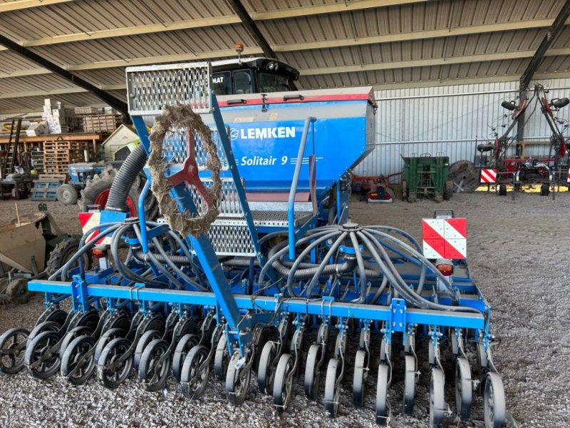 Drillmaschinenkombination of the type Lemken ZIRCON 9 +, Gebrauchtmaschine in BOULOGNE SUR GESSE (Picture 1)