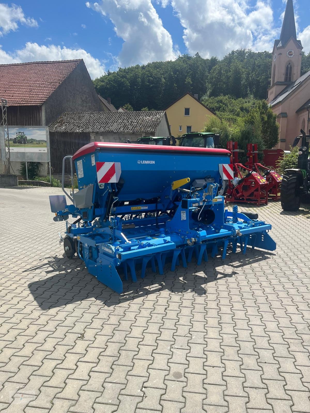 Drillmaschinenkombination of the type Lemken Zirkon 8/300 + Saphir 10/300, Neumaschine in Treuchtlingen (Picture 5)