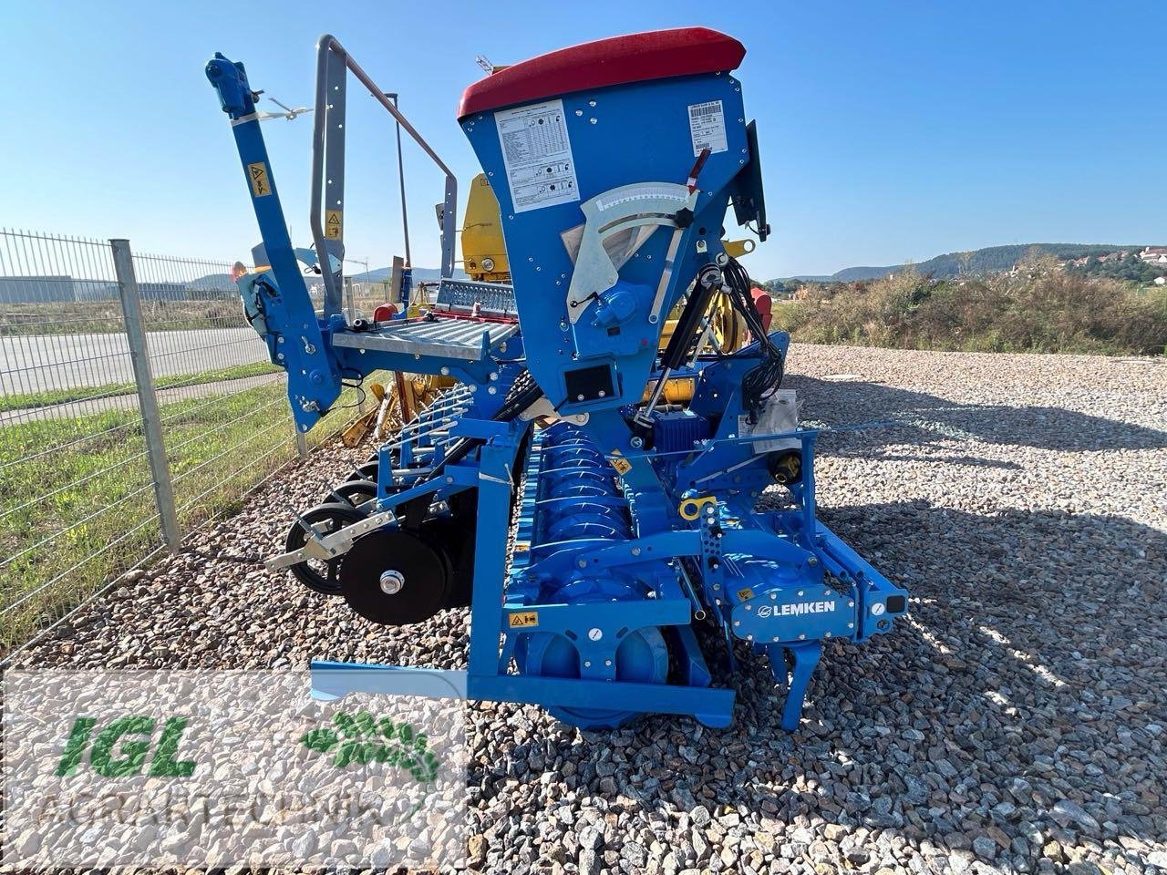 Drillmaschinenkombination of the type Lemken Zirkon 8/300 & Saphir 9/300, Gebrauchtmaschine in Nabburg (Picture 5)