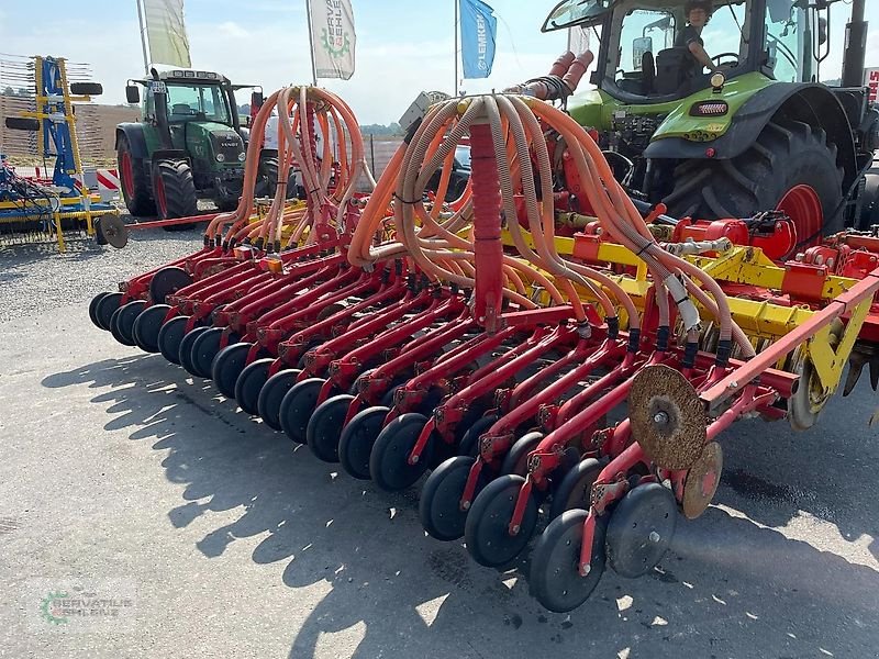 Drillmaschinenkombination tip Maschio Aquila MTR mit Accord Fronttank und Säschiene, Gebrauchtmaschine in Rittersdorf (Poză 8)