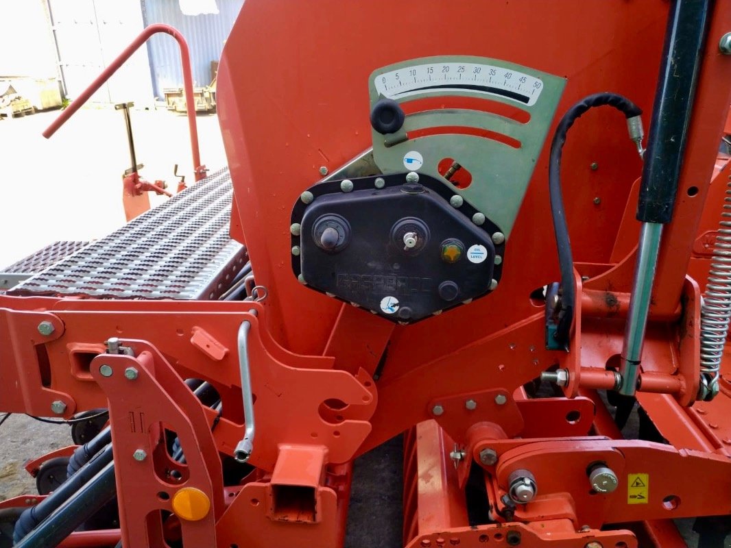 Drillmaschinenkombination van het type Maschio Gaspardo DW 3000 Combi DAHA 300 24, Gebrauchtmaschine in Liebenwalde (Foto 14)