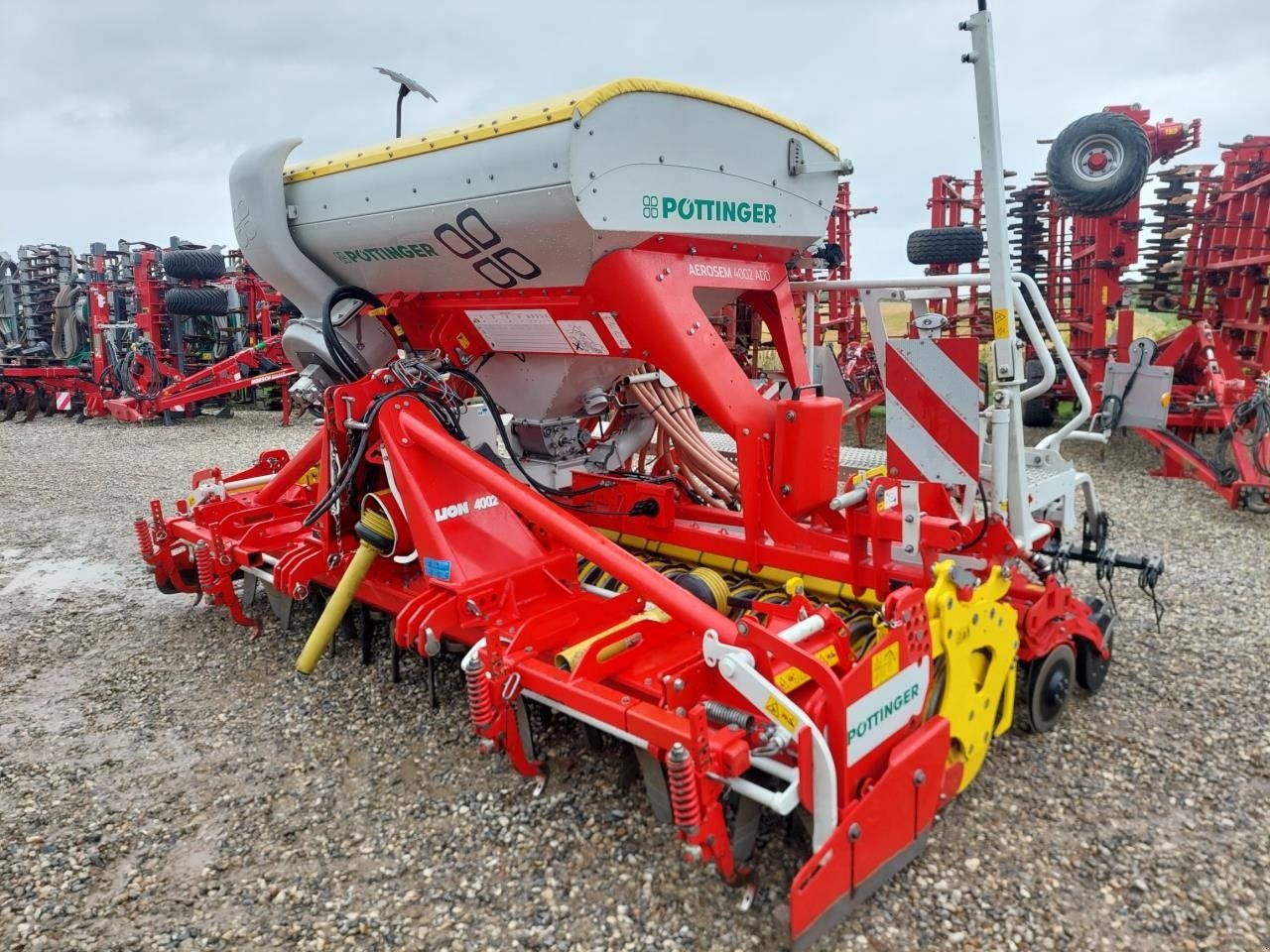 Drillmaschinenkombination des Typs Pöttinger Aerosem 4002 ADD, Gebrauchtmaschine in Hammel (Bild 4)