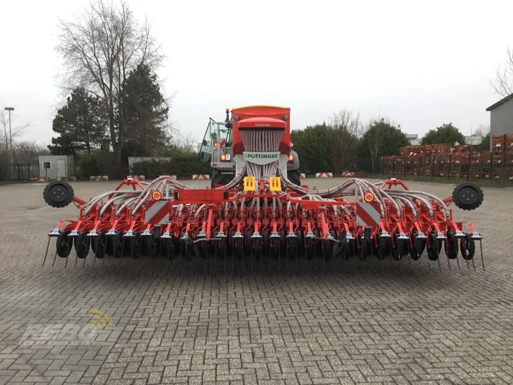 Drillmaschinenkombination van het type Pöttinger TERRASEM V 6000 D, Gebrauchtmaschine in Schwaförden (Foto 4)