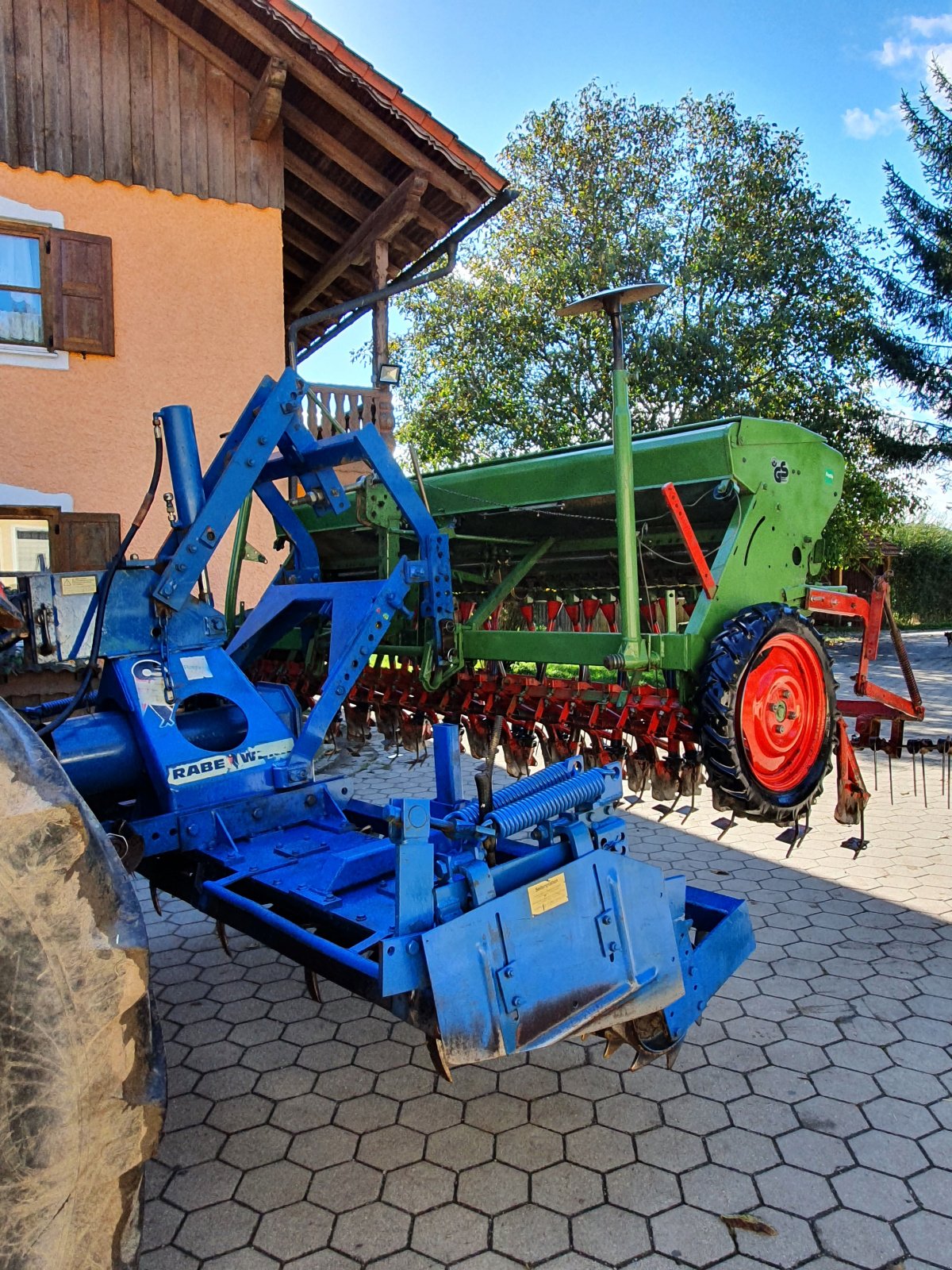 Drillmaschinenkombination des Typs Rabe RKE 300 + Drillmaschine, Gebrauchtmaschine in Schönthal (Bild 2)