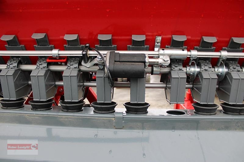 Drillmaschinenkombination del tipo Unia Poznaniak 330/2,5D Doppelscheibenschar-Sämaschine, Neumaschine In Ostheim/Rhön (Immagine 10)