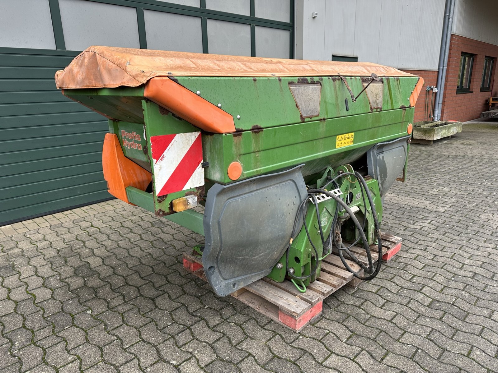 Düngerstreuer tip Amazone ZA-M 1501 (2501) Profis Hydro inkl. Amatron+ *2500 Liter, Gebrauchtmaschine in Wagenfeld (Poză 7)