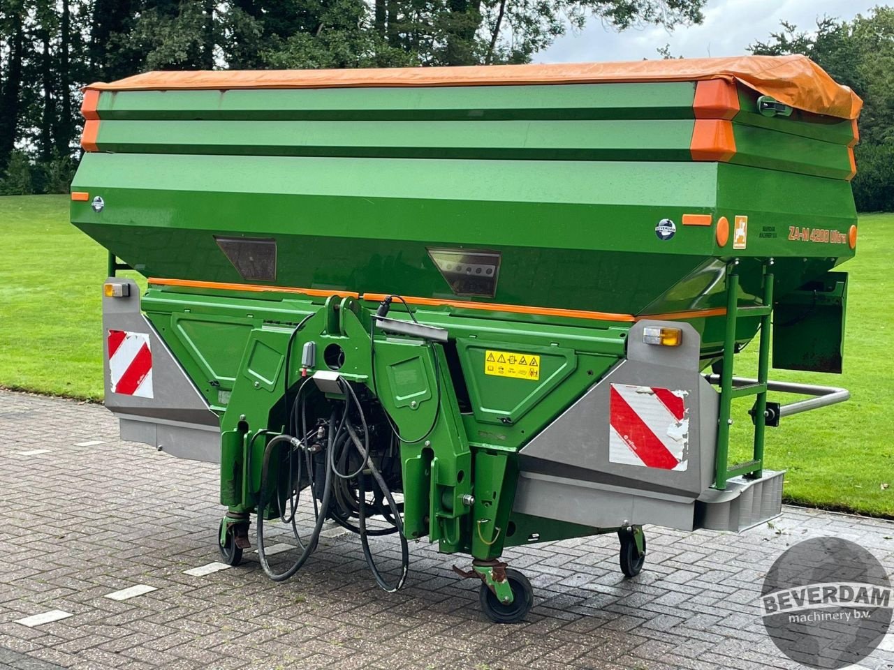 Düngerstreuer del tipo Amazone ZA-M 4200 Ultra, Gebrauchtmaschine In Vriezenveen (Immagine 2)