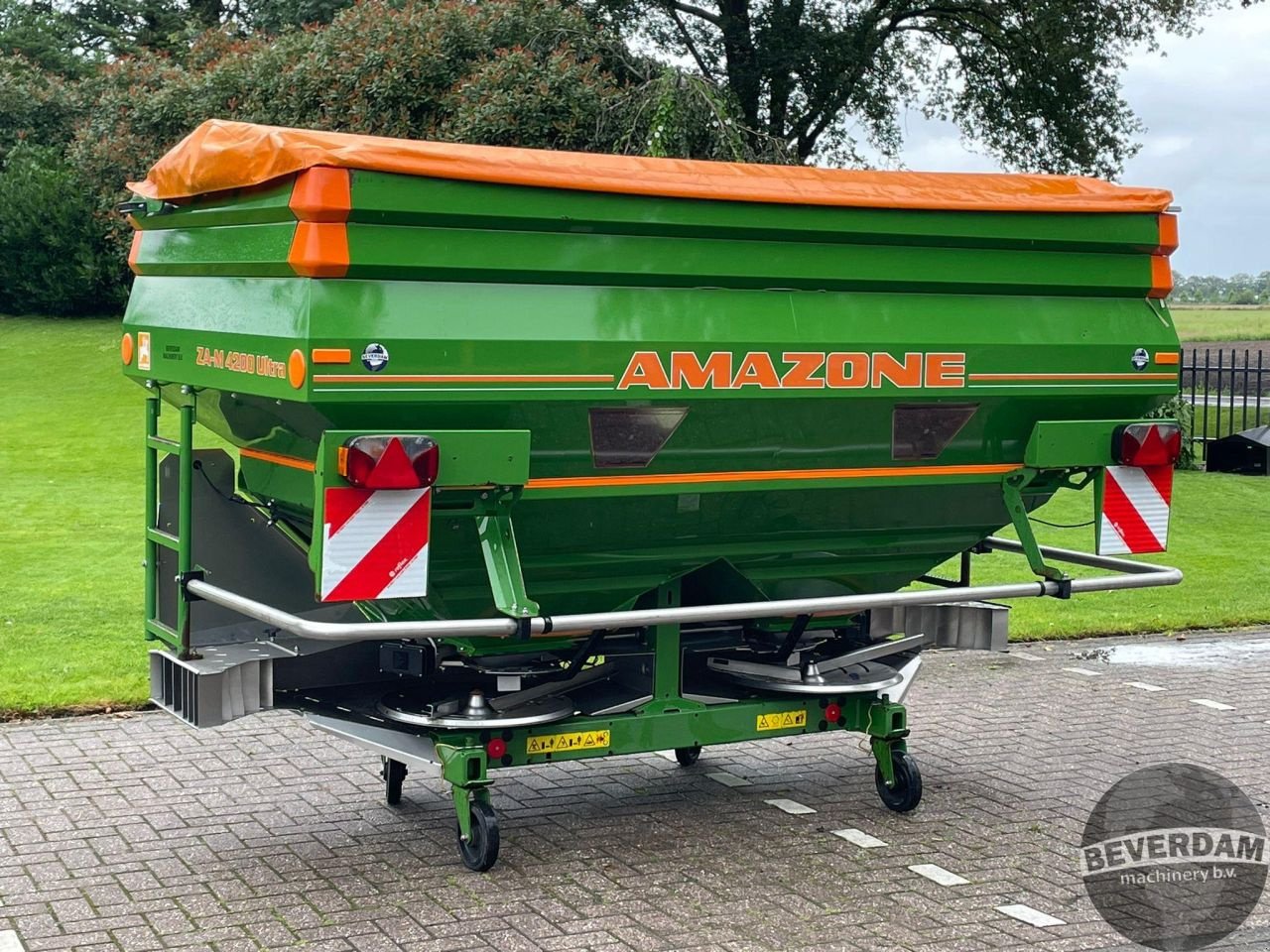 Düngerstreuer типа Amazone ZA-M 4200 Ultra, Gebrauchtmaschine в Vriezenveen (Фотография 3)