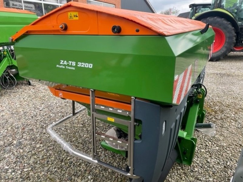 Düngerstreuer tip Amazone ZA-TS 3200 Tronic, Gebrauchtmaschine in Bredebo (Poză 1)