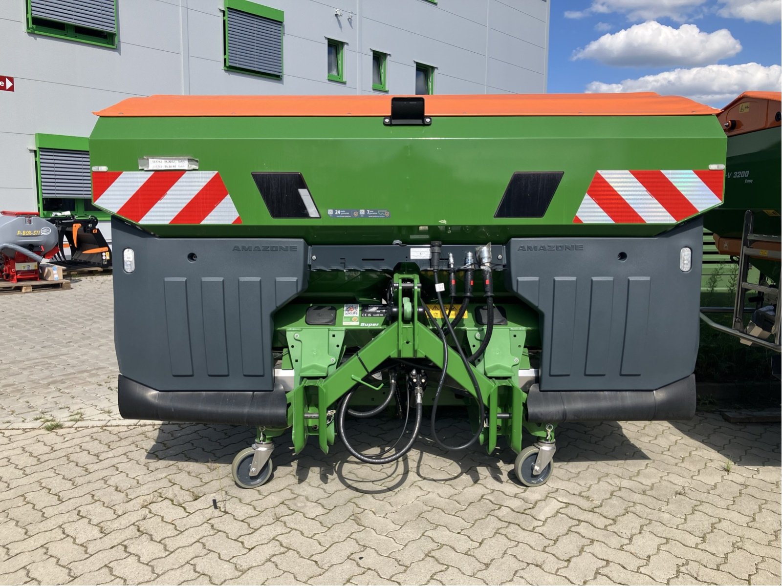 Düngerstreuer типа Amazone ZA-TS Hydro 3200 Super, Neumaschine в Hillerse (Фотография 1)