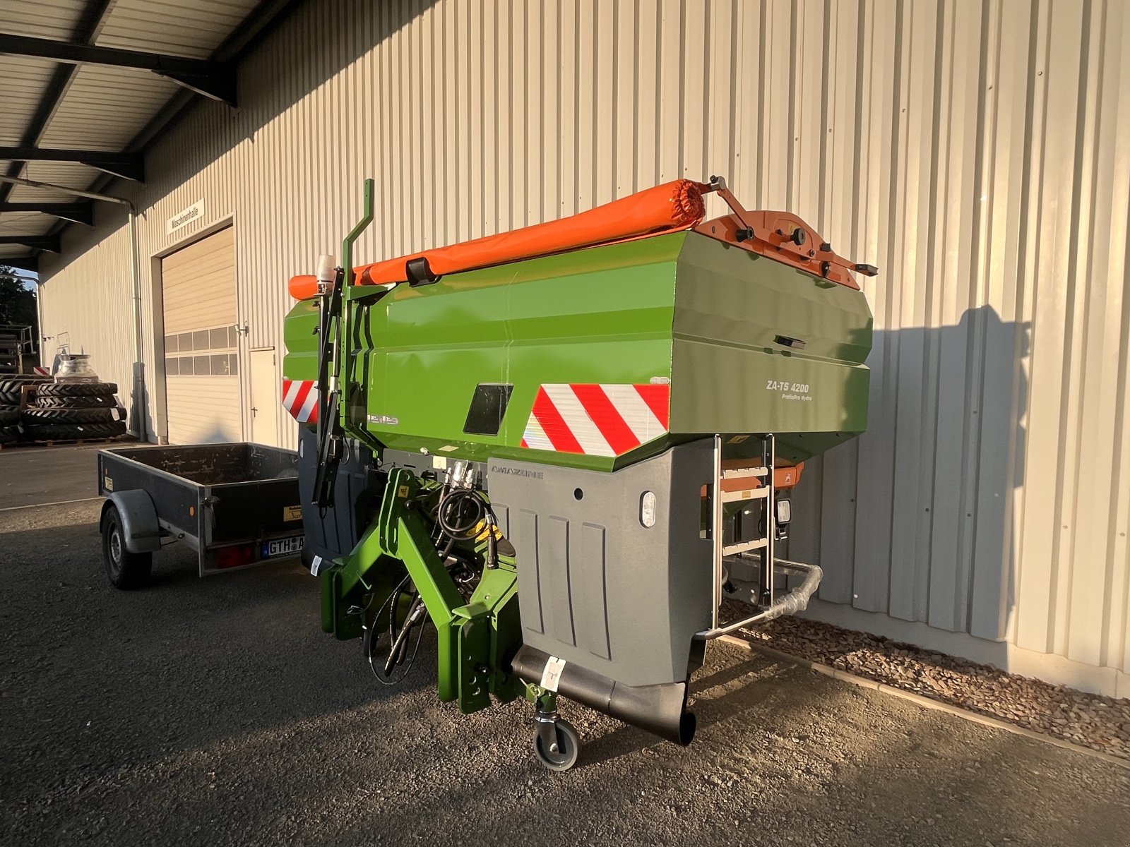 Düngerstreuer du type Amazone ZA-TS Hydro 4200 Ultra, Neumaschine en Tüttleben (Photo 1)