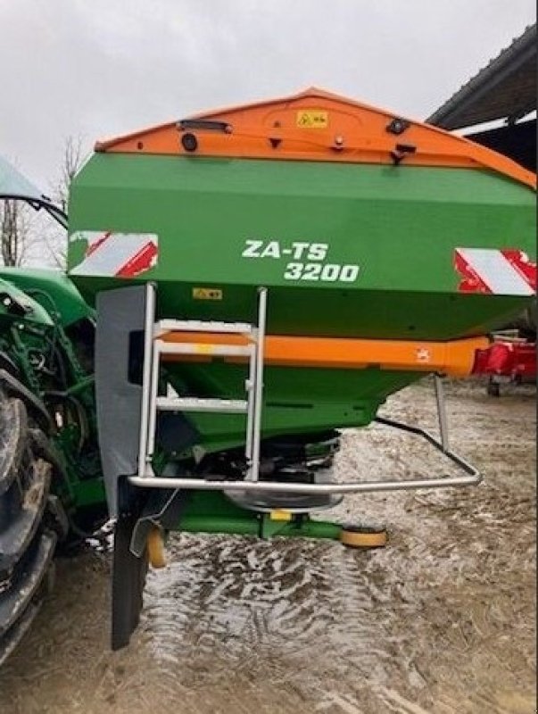 Düngerstreuer des Typs Amazone ZA TS SUPER 3200, Gebrauchtmaschine in ROYE (Bild 2)