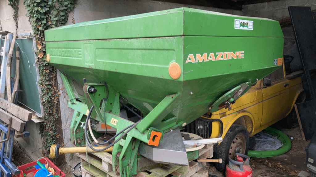 Düngerstreuer du type Amazone ZAM 1500, Gebrauchtmaschine en CINTHEAUX (Photo 1)