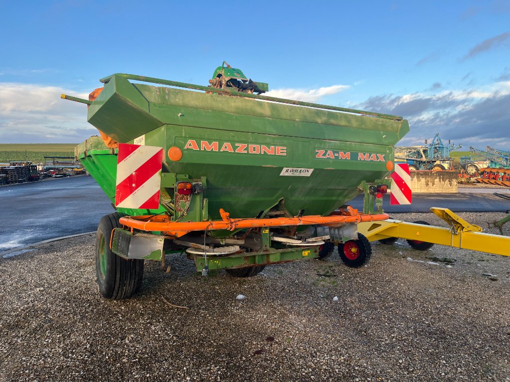 Düngerstreuer Türe ait Amazone ZAM 3000, Gebrauchtmaschine içinde VERT TOULON (resim 1)