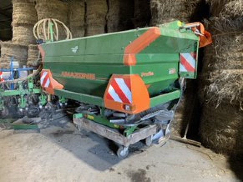 Düngerstreuer du type Amazone ZAM 3001 PROFIS, Gebrauchtmaschine en ROYE (Photo 3)