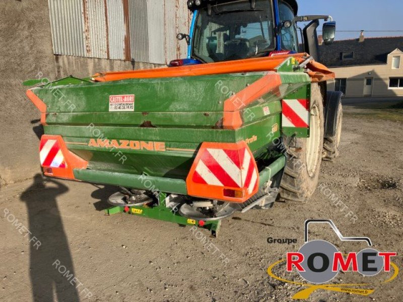 Düngerstreuer du type Amazone ZAM-PROFIS3001, Gebrauchtmaschine en Gennes sur glaize