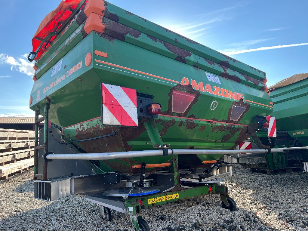 Düngerstreuer of the type Amazone ZAM ultra, Gebrauchtmaschine in VERT TOULON (Picture 11)