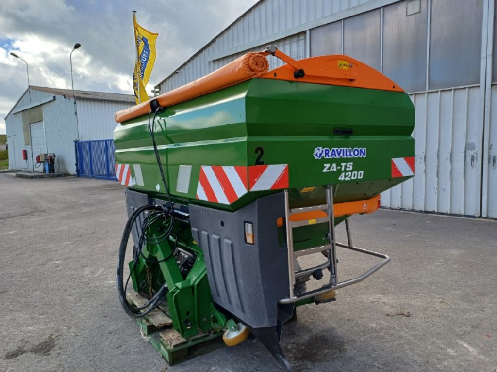 Düngerstreuer du type Amazone ZATS 4200 HYDRO, Gebrauchtmaschine en VERT TOULON (Photo 1)