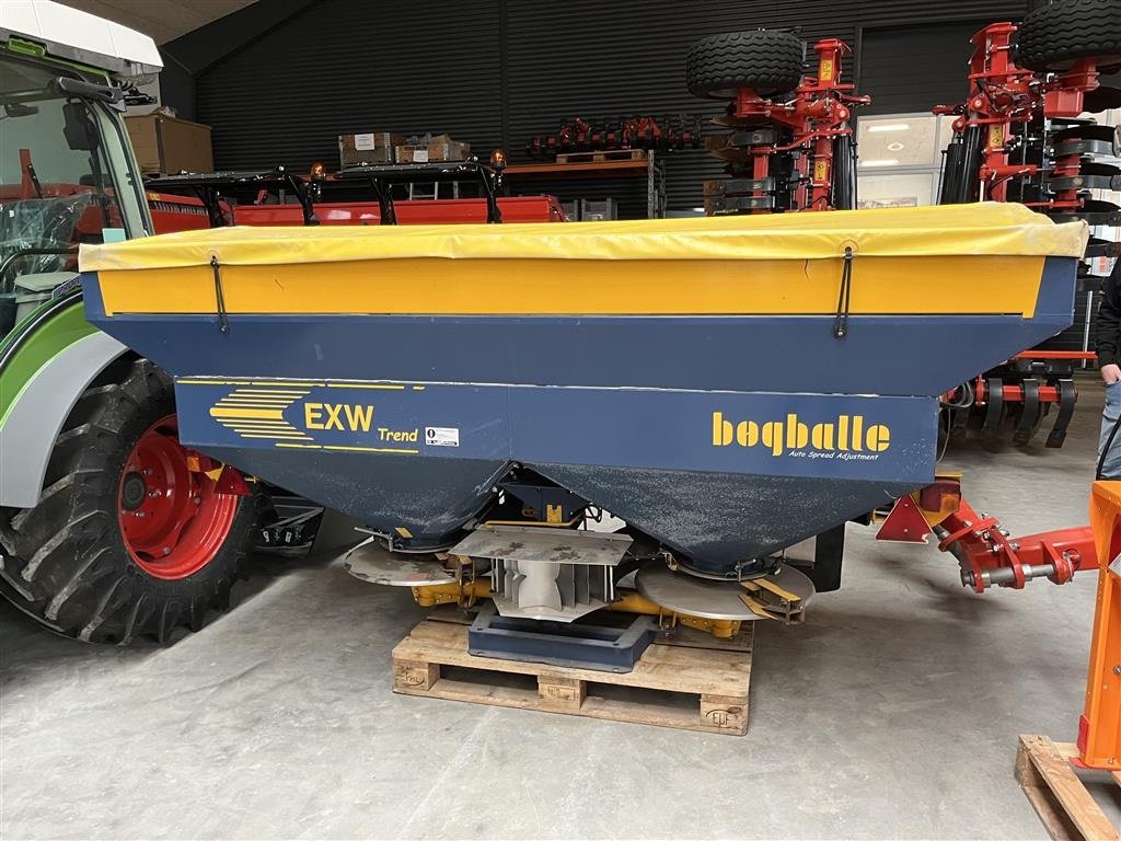 Düngerstreuer του τύπου Bogballe EXW 2200 m/vejeceller Med presenning, kantspredning & Calibrator 2003, Gebrauchtmaschine σε Sakskøbing (Φωτογραφία 3)