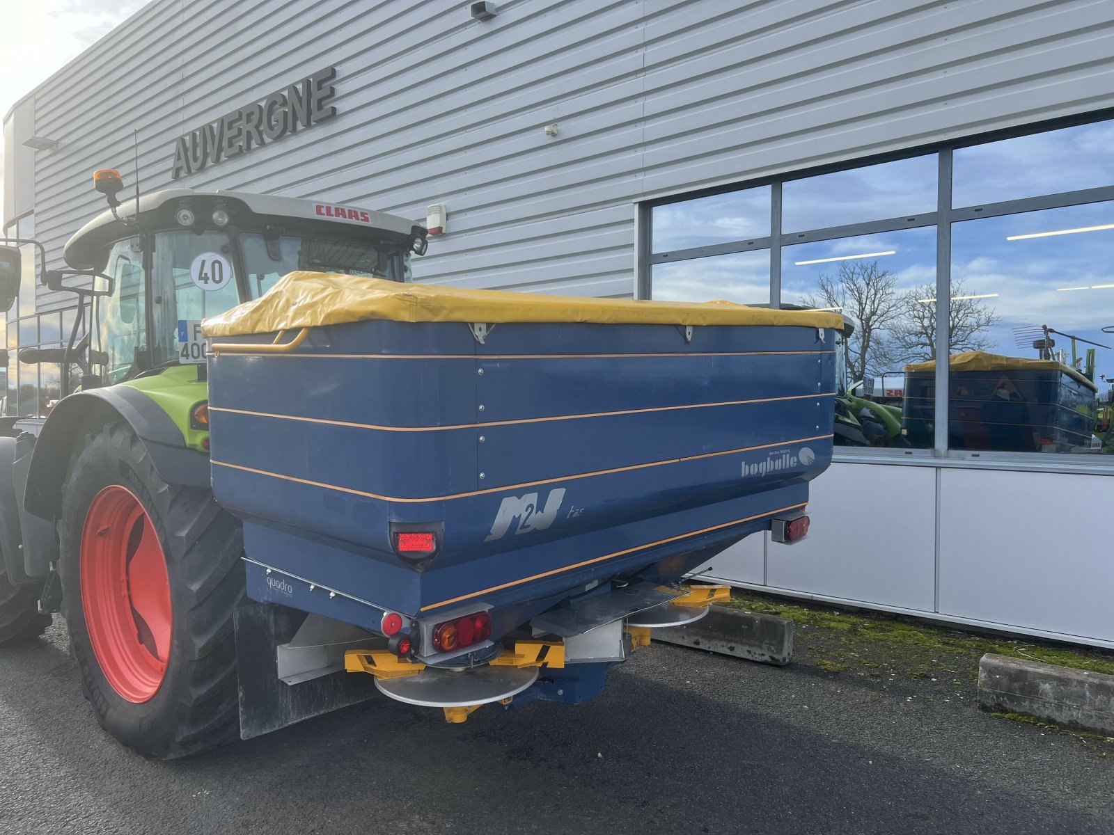 Düngerstreuer des Typs Bogballe M2 W BASE, Gebrauchtmaschine in Gannat (Bild 2)