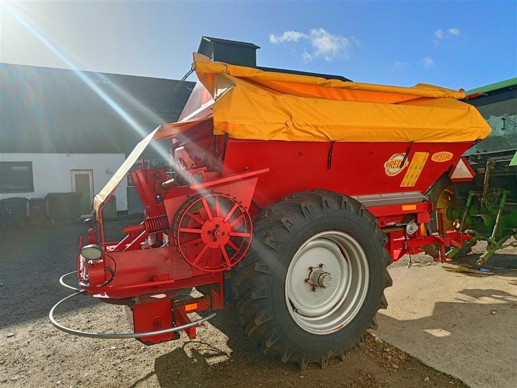 Düngerstreuer van het type Bredal B 4 hydraulisk kantspredning, Gebrauchtmaschine in Egtved (Foto 2)