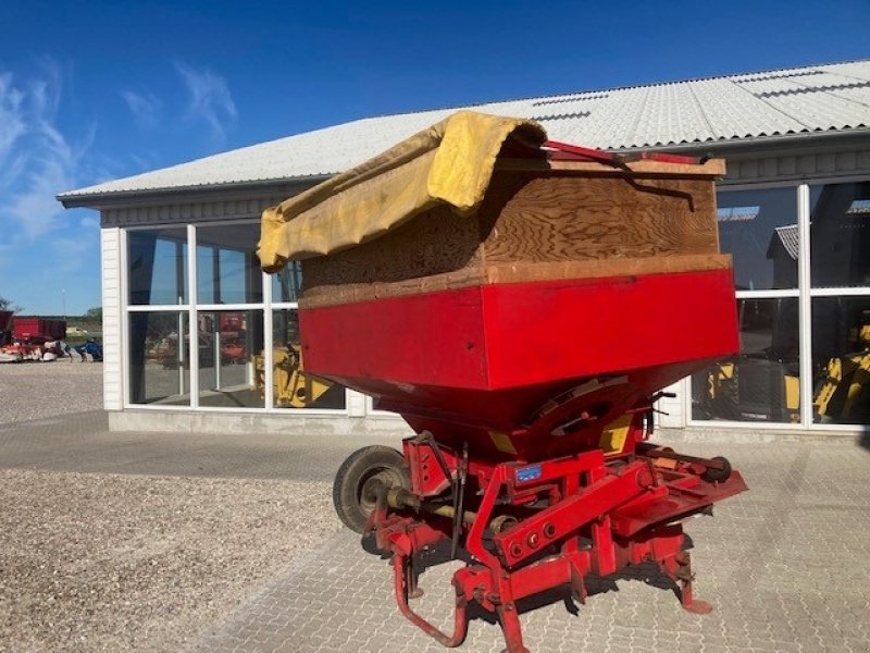 Düngerstreuer des Typs Bredal B2 LIFTOPHÆNGT, Gebrauchtmaschine in Thisted (Bild 6)