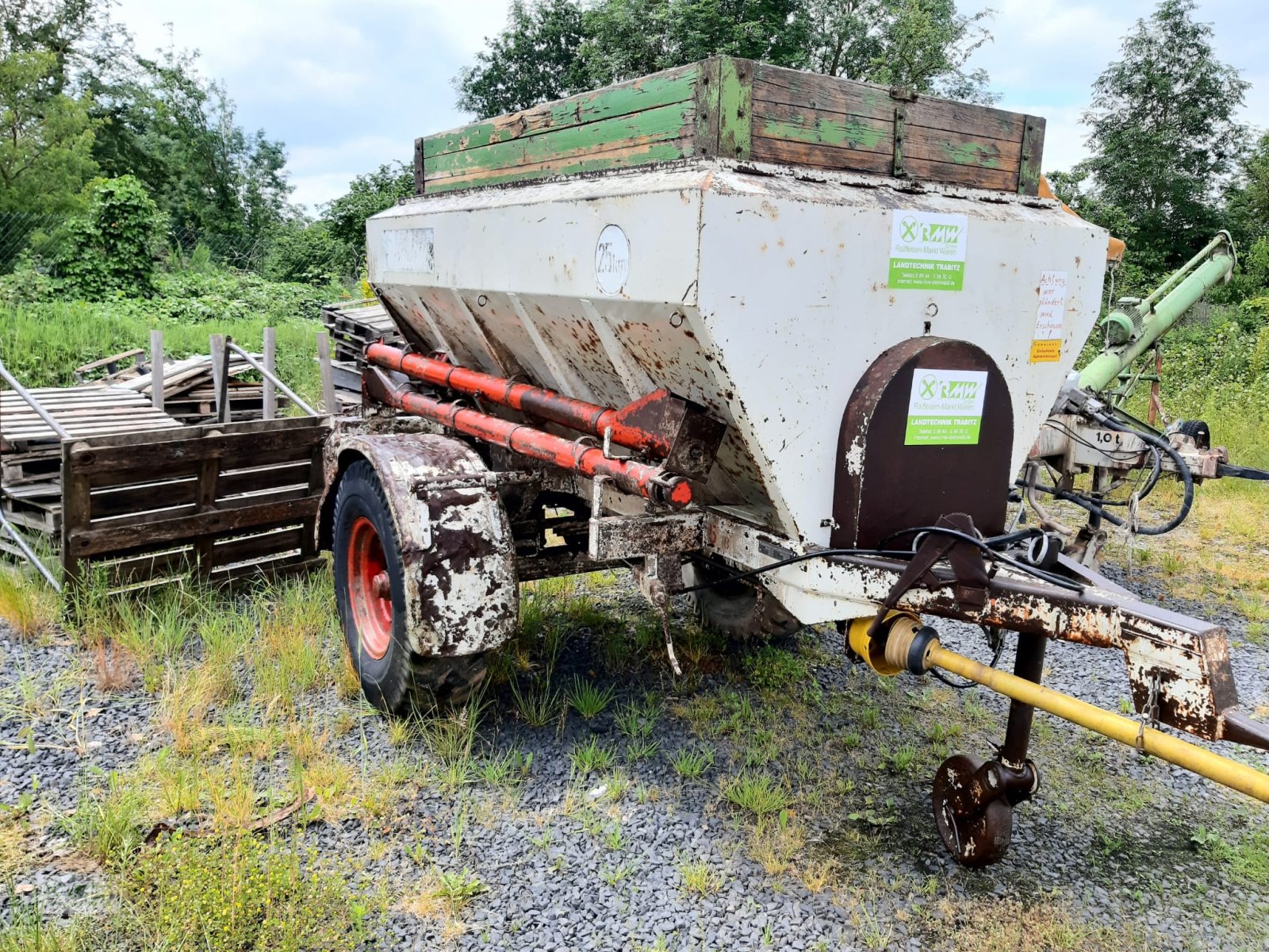 Düngerstreuer del tipo Diadem Kalkstreuer, Gebrauchtmaschine en Erbendorf (Imagen 1)