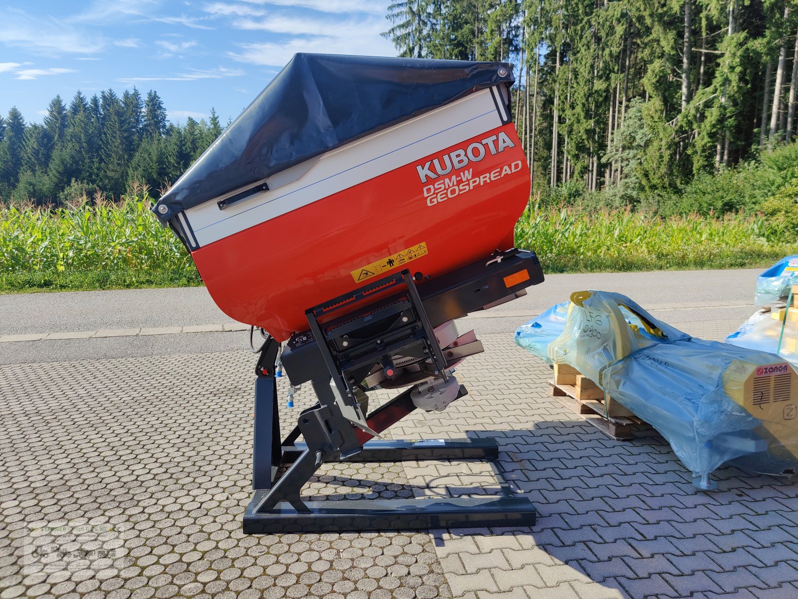 Düngerstreuer typu Kubota DSM-W 1300 Geospread G3, Neumaschine v Eging am See (Obrázek 2)