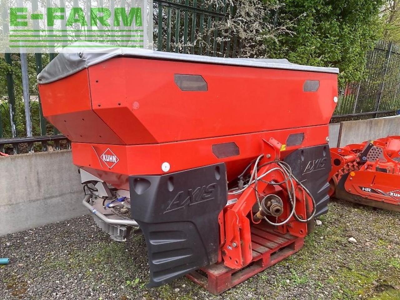 Düngerstreuer tip Kuhn 40.1w, Gebrauchtmaschine in SHREWSBURRY (Poză 4)