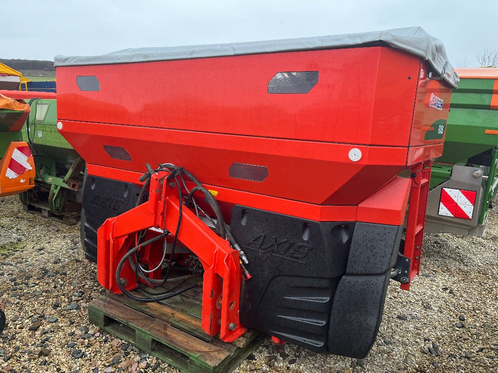 Düngerstreuer of the type Kuhn 50.1 H EMC W, Gebrauchtmaschine in VERT TOULON (Picture 1)