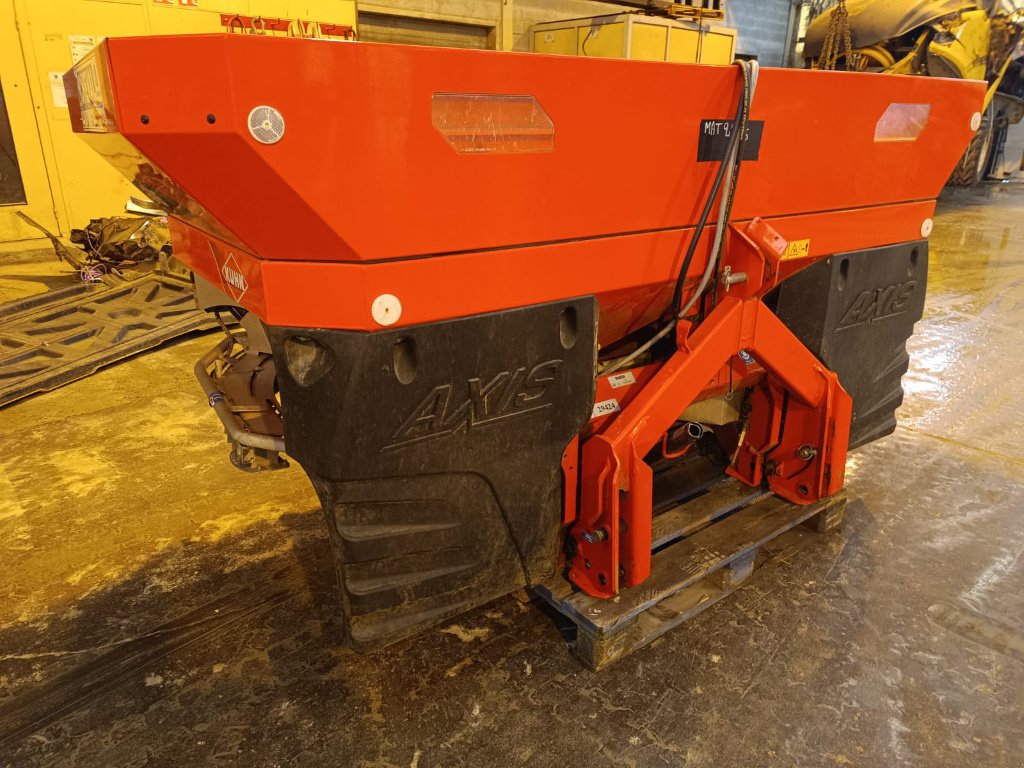 Düngerstreuer от тип Kuhn Axis 20.1 w t25, Gebrauchtmaschine в Lérouville (Снимка 2)