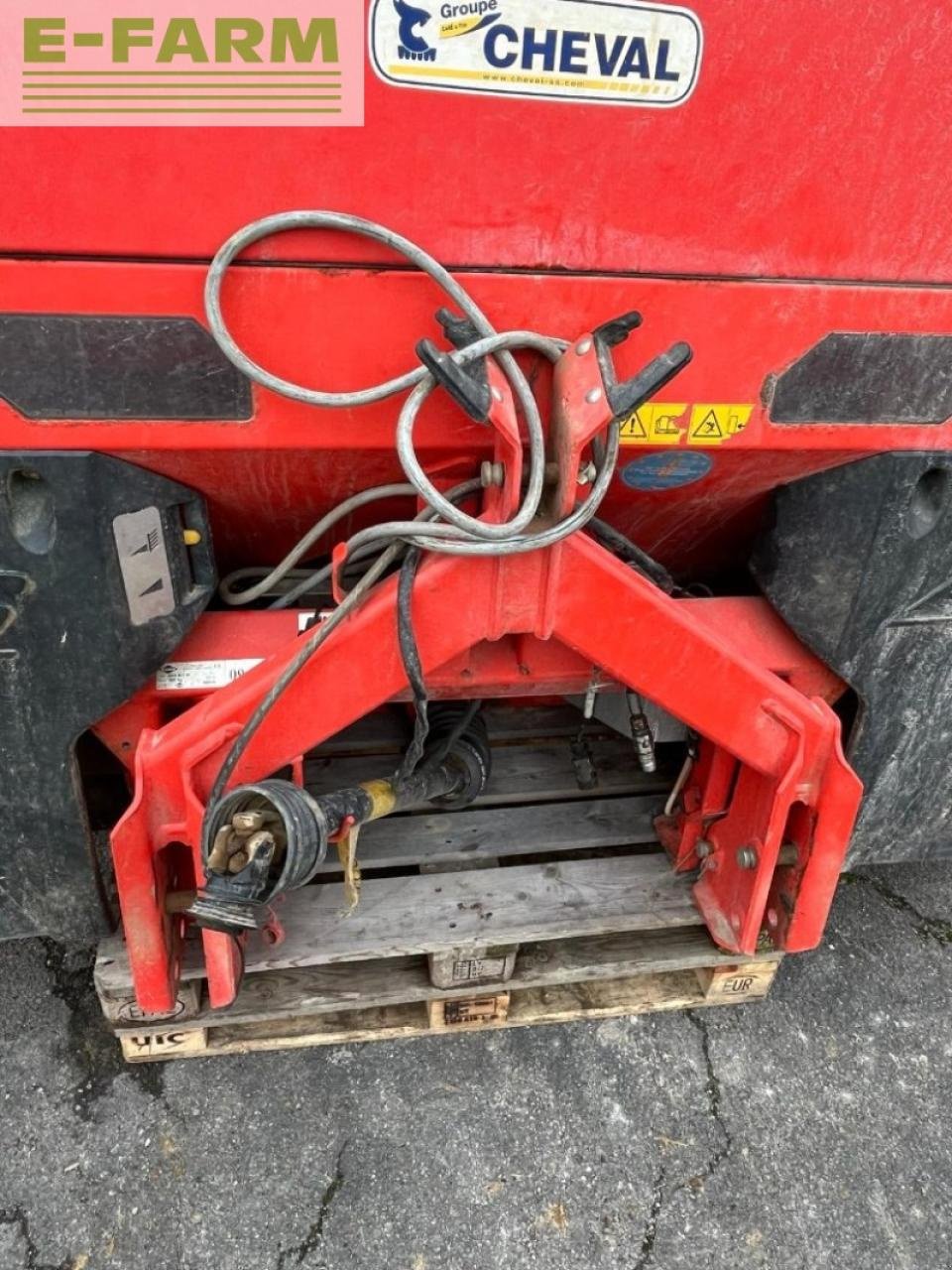 Düngerstreuer tip Kuhn axis 40.1 w t25, Gebrauchtmaschine in CHAUVONCOURT (Poză 11)