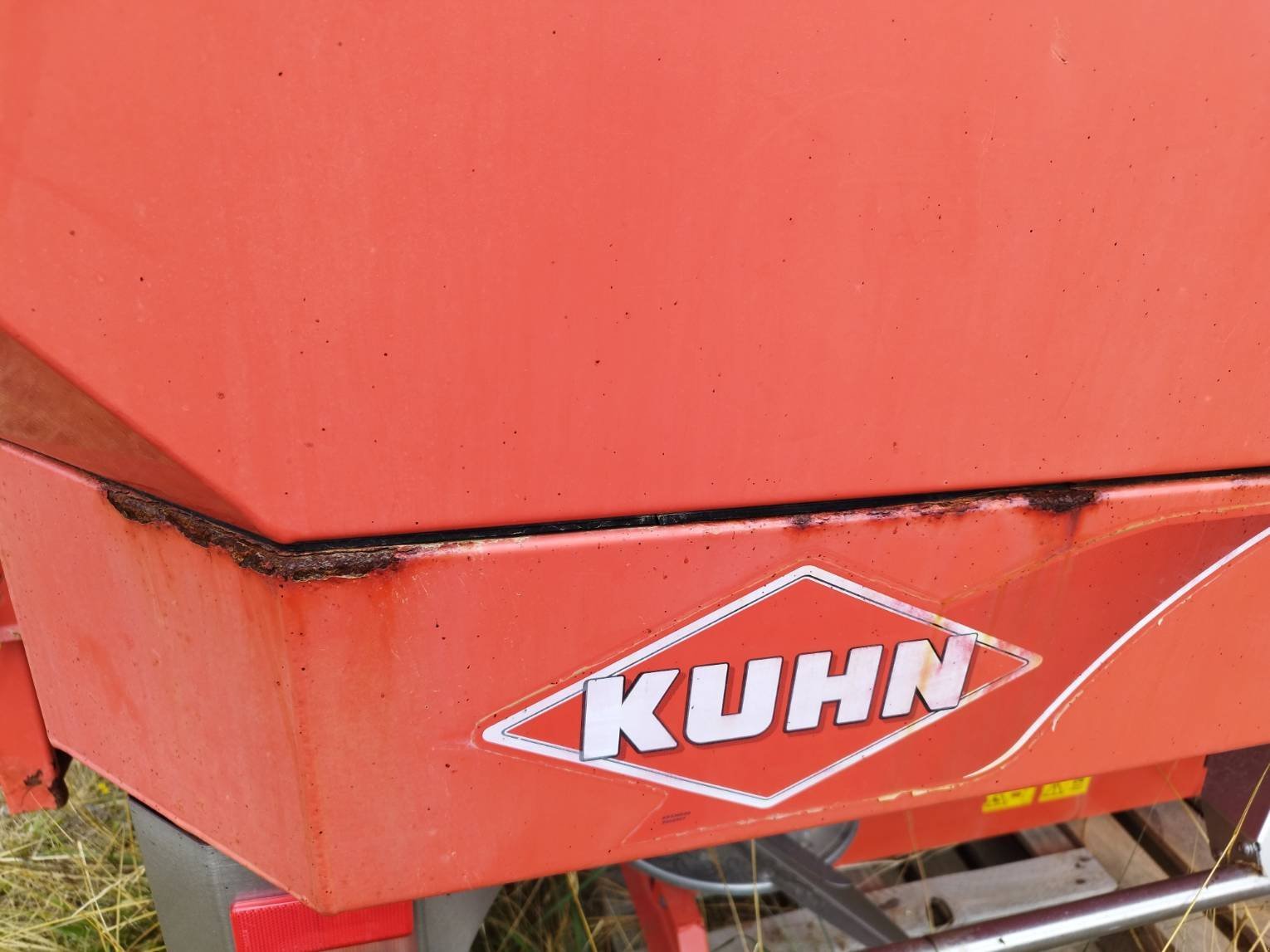 Düngerstreuer του τύπου Kuhn AXIS 40.1 W, Gebrauchtmaschine σε Aron (Φωτογραφία 11)