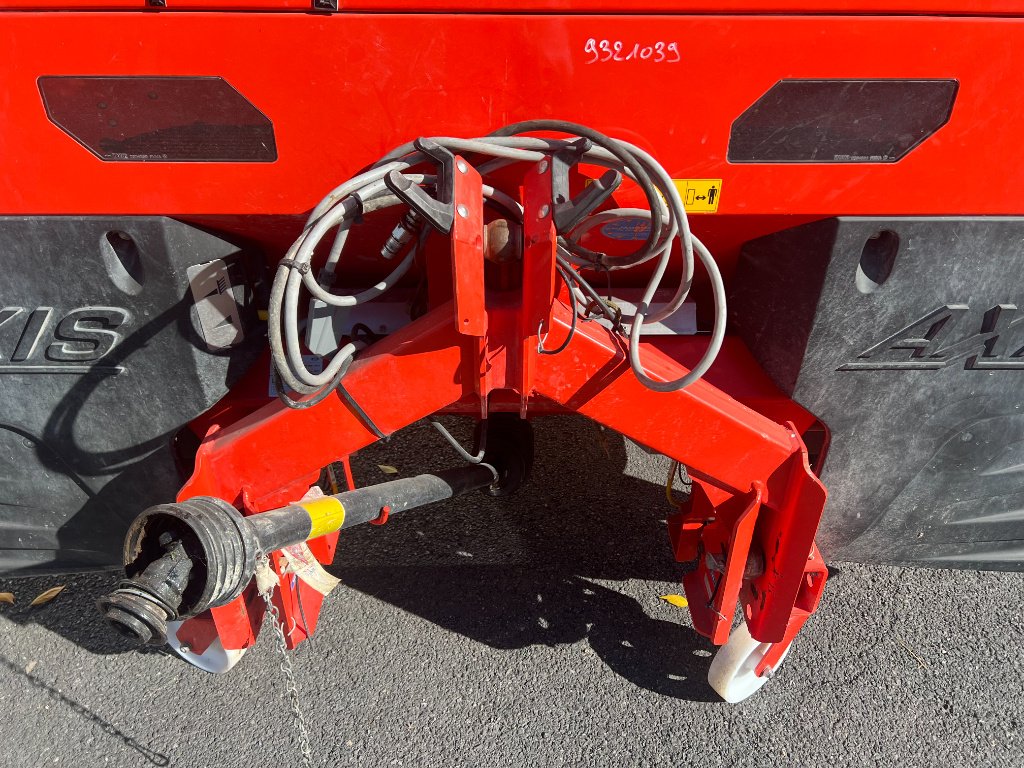 Düngerstreuer tip Kuhn Axis 40.2 M-EMC-W, Gebrauchtmaschine in Reims (Poză 10)