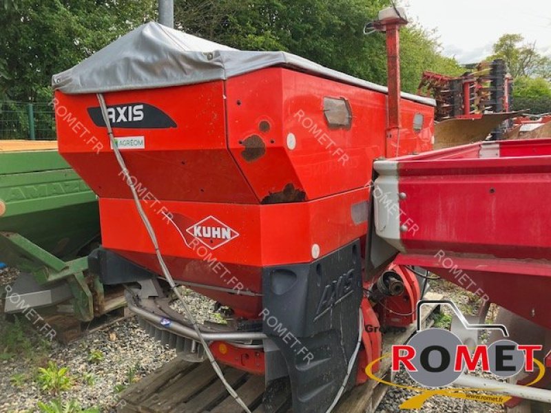 Düngerstreuer van het type Kuhn AXIS 40.2 M-EMC, Gebrauchtmaschine in Gennes sur glaize (Foto 2)