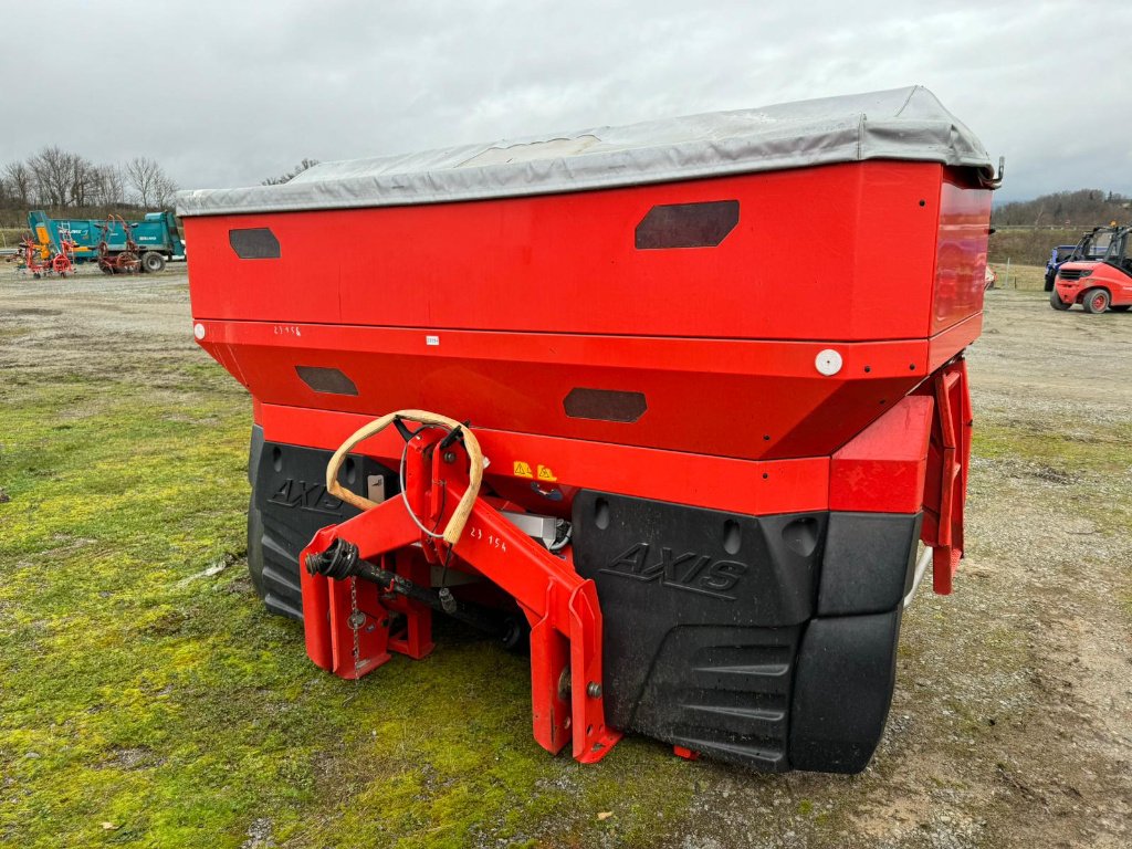 Düngerstreuer van het type Kuhn AXIS 50.2 MEMC W -, Gebrauchtmaschine in GUERET (Foto 3)