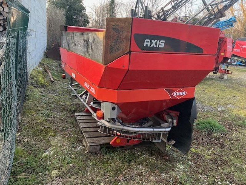 Düngerstreuer du type Kuhn AXIS201K, Gebrauchtmaschine en les hayons (Photo 1)