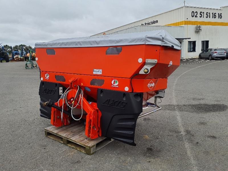 Düngerstreuer van het type Kuhn AXIS40-1W, Gebrauchtmaschine in ANTIGNY (Foto 6)