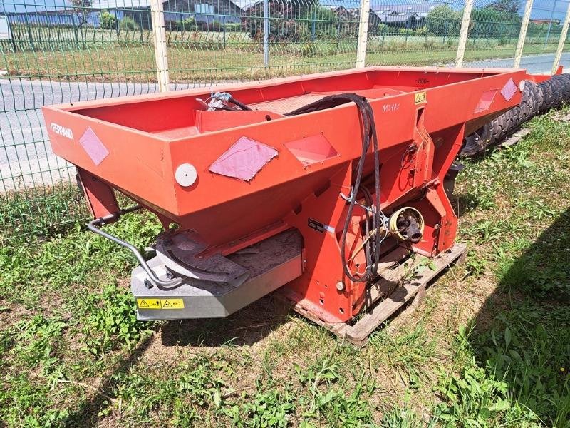 Düngerstreuer del tipo Kuhn MDS 1141, Gebrauchtmaschine en SAINT-GERMAIN DU PUY (Imagen 1)