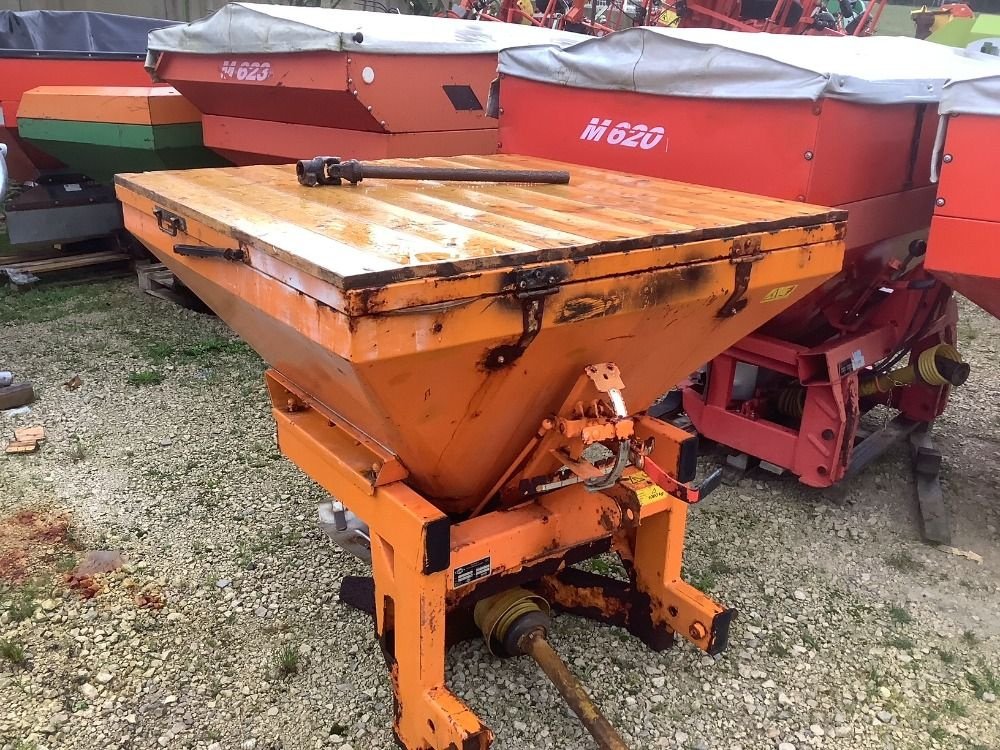 Düngerstreuer tip Kuhn VSA 601, Gebrauchtmaschine in GONSANS (Poză 1)